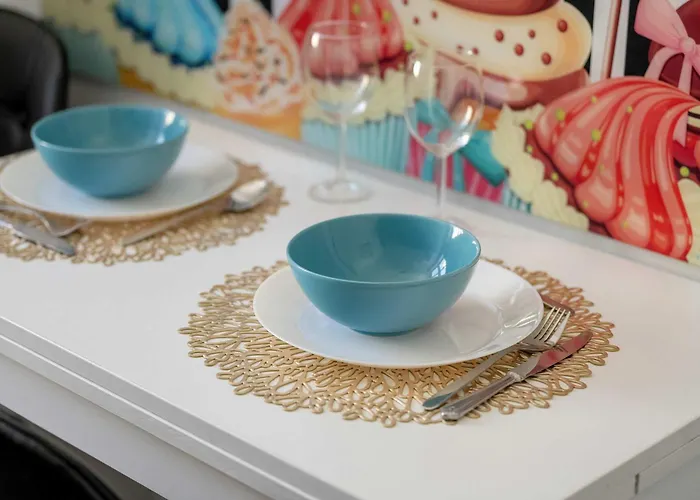 Comfortable Near The Old Town By Renters Apartment Poznan