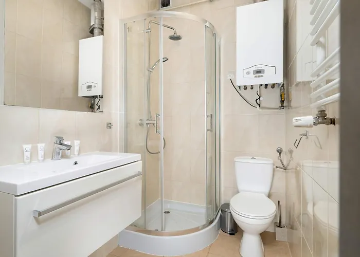 Comfortable Near The Old Town By Renters Apartamento *