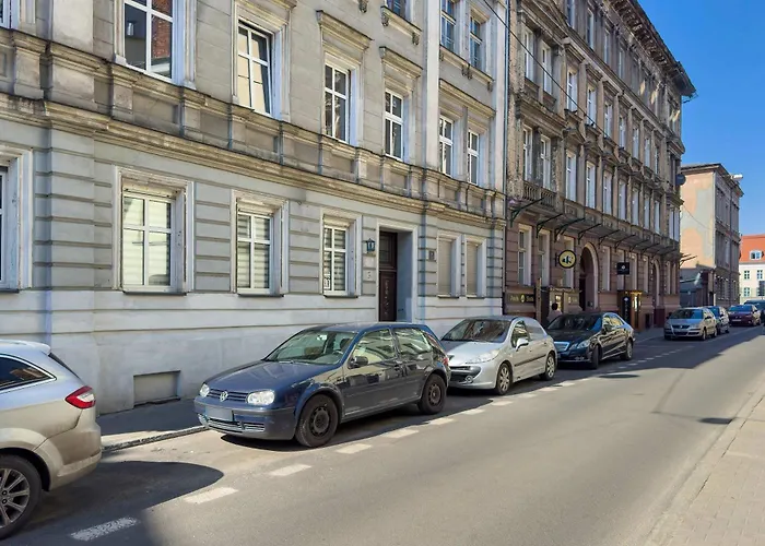 Apartment Comfortable Near The Old Town By Renters